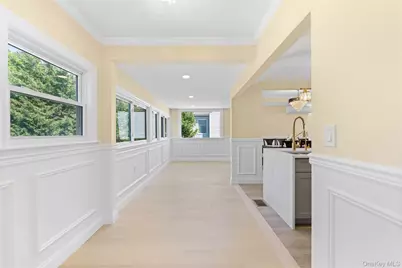 1059 Denton Avenue, Manhasset Hills, NY 11040 - Photo 26