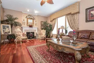 26 Woodstork Dr, Mount Sinai, NY 11766 - Photo 10