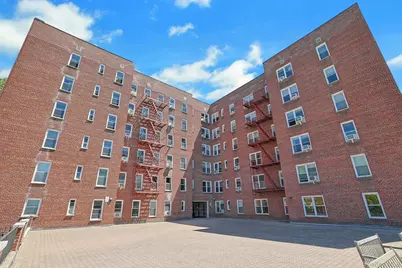 1 Hawley Terrace #2A, Yonkers, NY 10701 - Photo 1