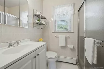 19 Stimson Place, Huntington, NY 11743 - Photo 18