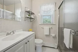 19 Stimson Pl, Huntington, NY 11743 - Photo 18