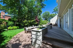 49 Andover Rd, Rockville Centre, NY 11570 - Photo 28