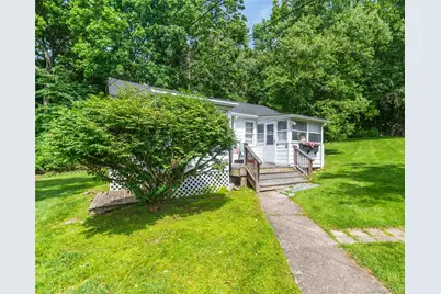 7 Brodie Road #14, Hopewell Junction, NY 12533 - Photo 2
