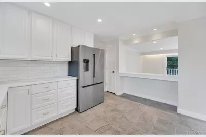 3 Beach Plum Drive, Northport, NY 11768 - Photo 12