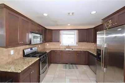106 Roosevelt Avenue, Massapequa, NY 11758 - Photo 6