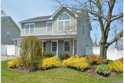 106 Roosevelt Avenue, Massapequa, NY 11758 - Photo 2
