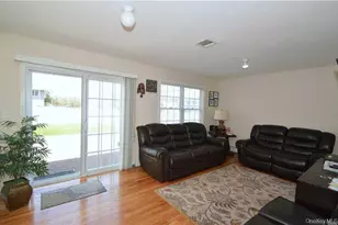 106 Roosevelt Ave, Massapequa, NY 11758 - Photo 10