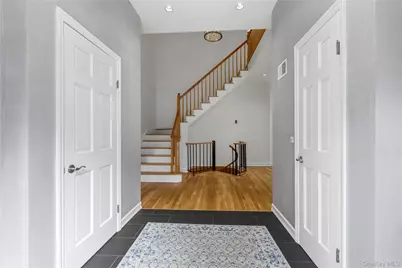 191 Beechmont Drive, New Rochelle, NY 10804 - Photo 2