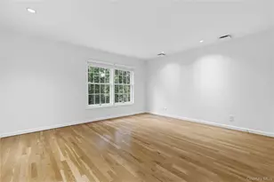 191 Beechmont Dr, New Rochelle, NY 10804 - Photo 22