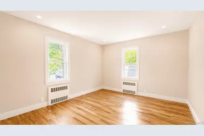 284 Beach 19th Street #1, Far Rockaway, NY 11691 - Photo 10