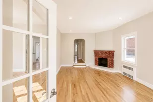 2-84 Beach 19th St, Far Rockaway, NY 11691 - Photo 4