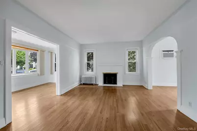 309 Marcellus Road, Mineola, NY 11501 - Photo 4