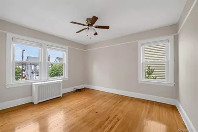 309 Marcellus Road, Mineola, NY 11501 - Photo 14