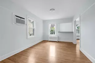 309 Marcellus Rd, Mineola, NY 11501 - Photo 6
