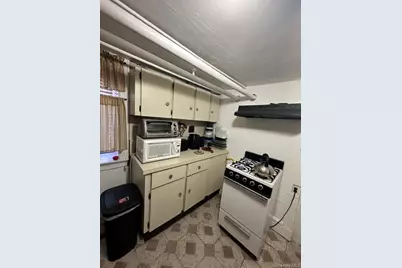 2132 Edenwald Avenue, Bronx, NY 10466 - Photo 12