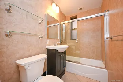 67-40 Yellowstone Boulevard #4M, Forest Hills, NY 11375 - Photo 14