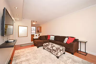 67-40 Yellowstone Boulevard #4M, Forest Hills, NY 11375 - Photo 6