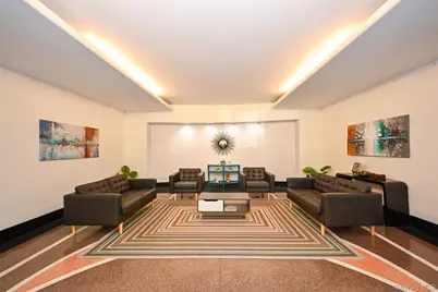 67-40 Yellowstone Boulevard #4M, Forest Hills, NY 11375 - Photo 4