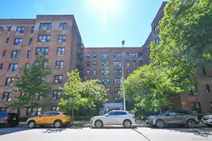 67-40 Yellowstone Blvd, Forest Hills, NY 11375 - Photo 16