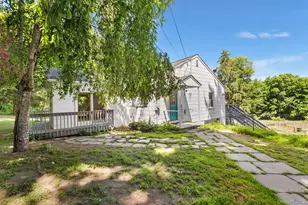11 Valley View Rd, Hopewell Junction, NY 12533 - Photo 2