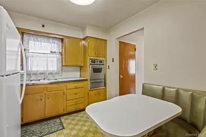 4365 158th Street, Flushing, NY 11358 - Photo 6