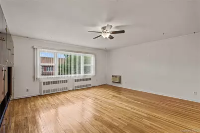 4365 158th Street, Flushing, NY 11358 - Photo 12