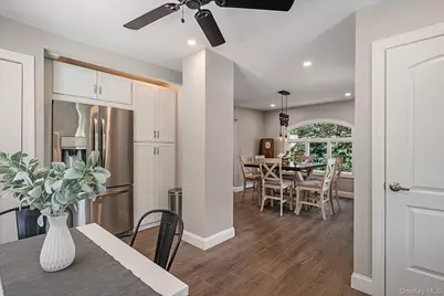 6 Marlboro Place, Bellmore, NY 11710 - Photo 6