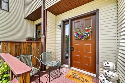 6 Linda Court, Nanuet, NY 10954 - Photo 2
