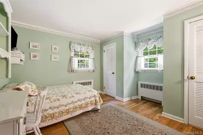 92 Christian Avenue, Stony Brook, NY 11790 - Photo 18