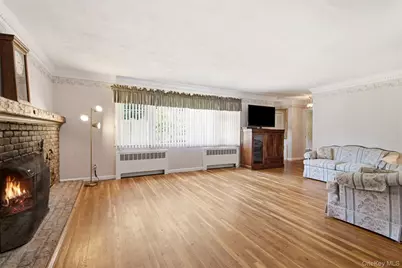 92 Christian Avenue, Stony Brook, NY 11790 - Photo 4