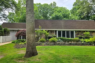 183 Kingston Dr, Ridge, NY 11961 - Photo 16