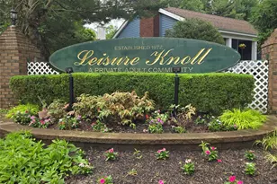 183 Kingston Dr, Ridge, NY 11961 - Photo 14