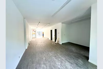 67-05 Roosevelt Avenue, Woodside, NY 11377 - Photo 4