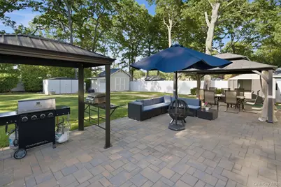 28 Cedar Heights Drive, Ridge, NY 11961 - Photo 6