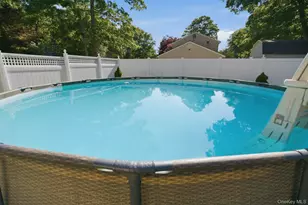 28 Cedar Heights Dr, Ridge, NY 11961 - Photo 8