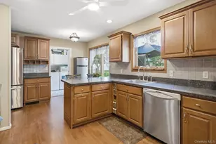 28 Cedar Heights Dr, Ridge, NY 11961 - Photo 16