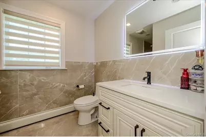 345 Washington Avenue, Cedarhurst, NY 11516 - Photo 24