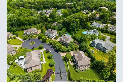 1 Cambridge Court, New Rochelle, NY 10804 - Photo 32