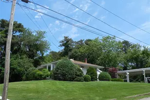 3 Windmill Ln, Hampton Bays, NY 11946 - Photo 12