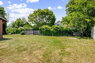 1026 W Broadway, Woodmere, NY 11598 - Photo 28