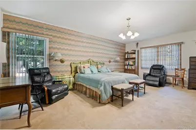 1026 W Broadway, Woodmere, NY 11598 - Photo 24