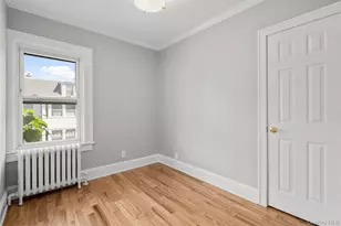 75 Waller Ave, White Plains, NY 10605 - Photo 12
