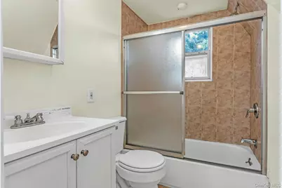 78 McKee Street, Floral Park, NY 11001 - Photo 18