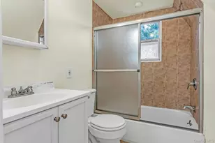78 McKee St, Floral Park, NY 11001 - Photo 18