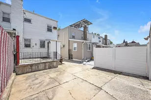 33-30 203rd St, Bayside, NY 11361 - Photo 12