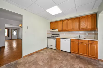 33-30 203rd Street, Bayside, NY 11361 - Photo 6
