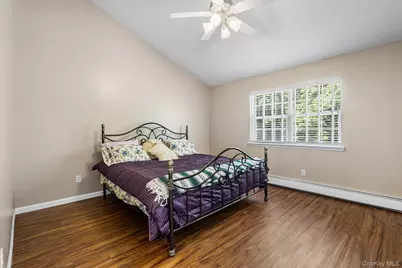 166 Richmond Avenue, Medford, NY 11763 - Photo 16