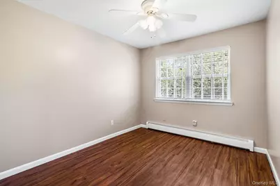 166 Richmond Avenue, Medford, NY 11763 - Photo 12