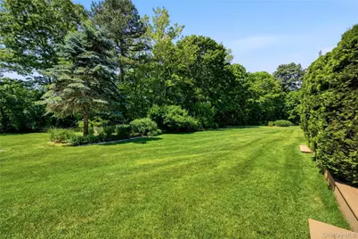 132 Willow Wood Drive, Oakdale, NY 11769 - Photo 40