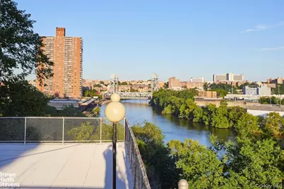 2400 Johnson Avenue #1K, Bronx, NY 10463 - Photo 4